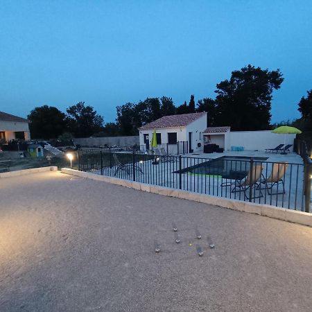 Pujaut Maison Independante Avec Piscine, 10Min Avignon מראה חיצוני תמונה